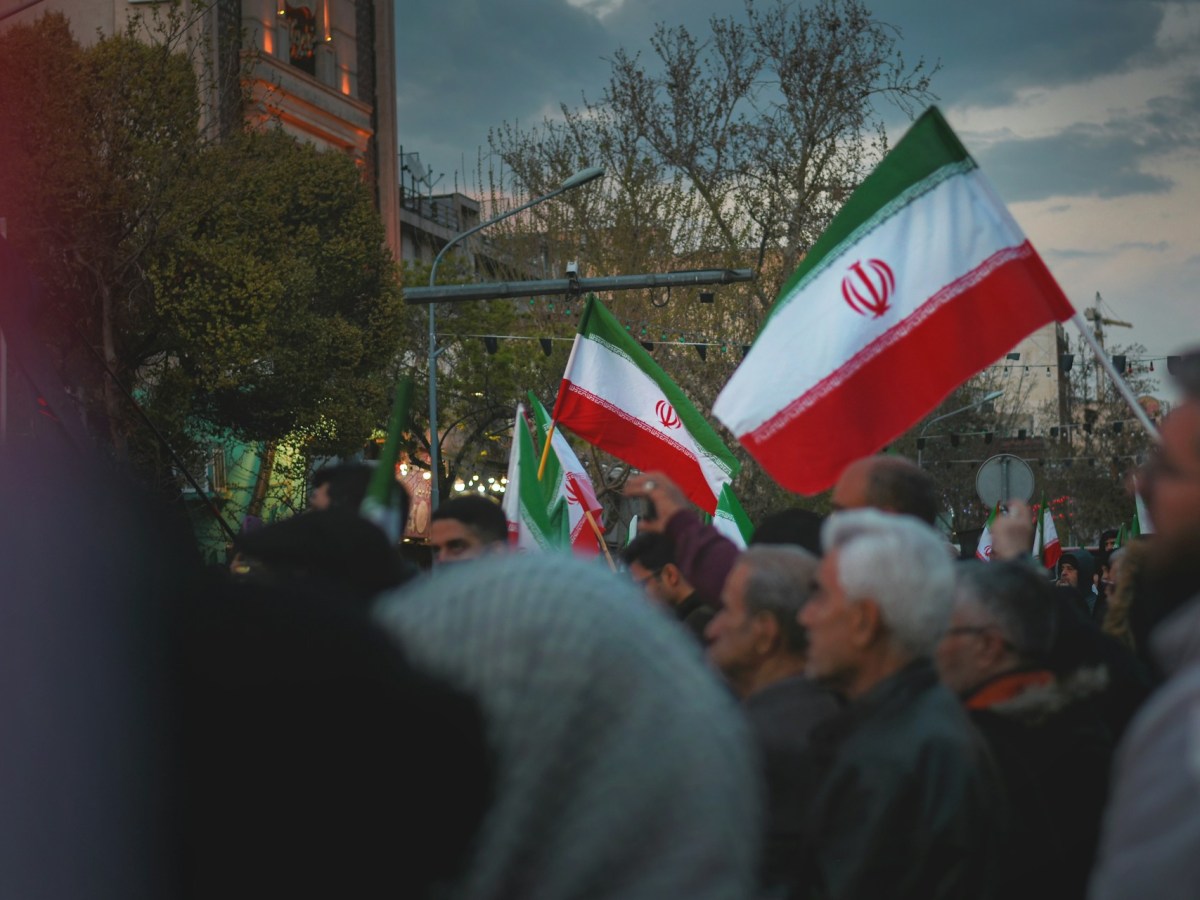 Genealogy of an Iranian protesting subject: opposed to foreign intervention (US-Israel) and Pahlavi, critical of the Islamic Republic, and disappointed by reform of the political order